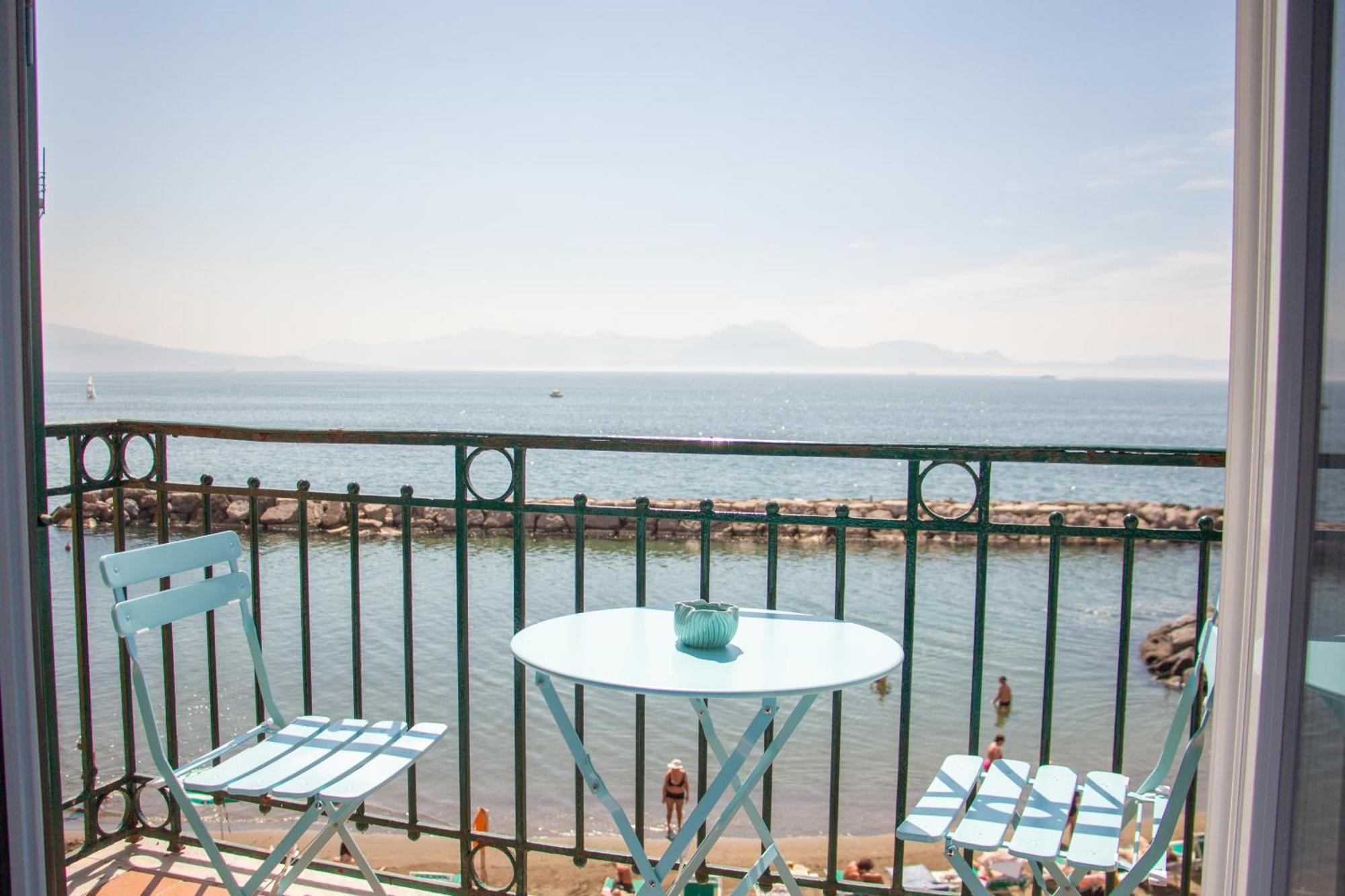 Wanderlust Aria Di Mare Apartment Naples Exterior photo